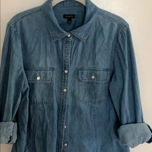 Talbots washes denim shirt EUC